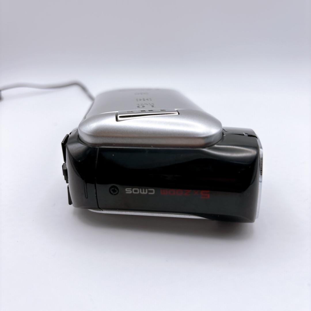 【美品】SANYO デジタルムービーカメラ Xacti DMX-CG11