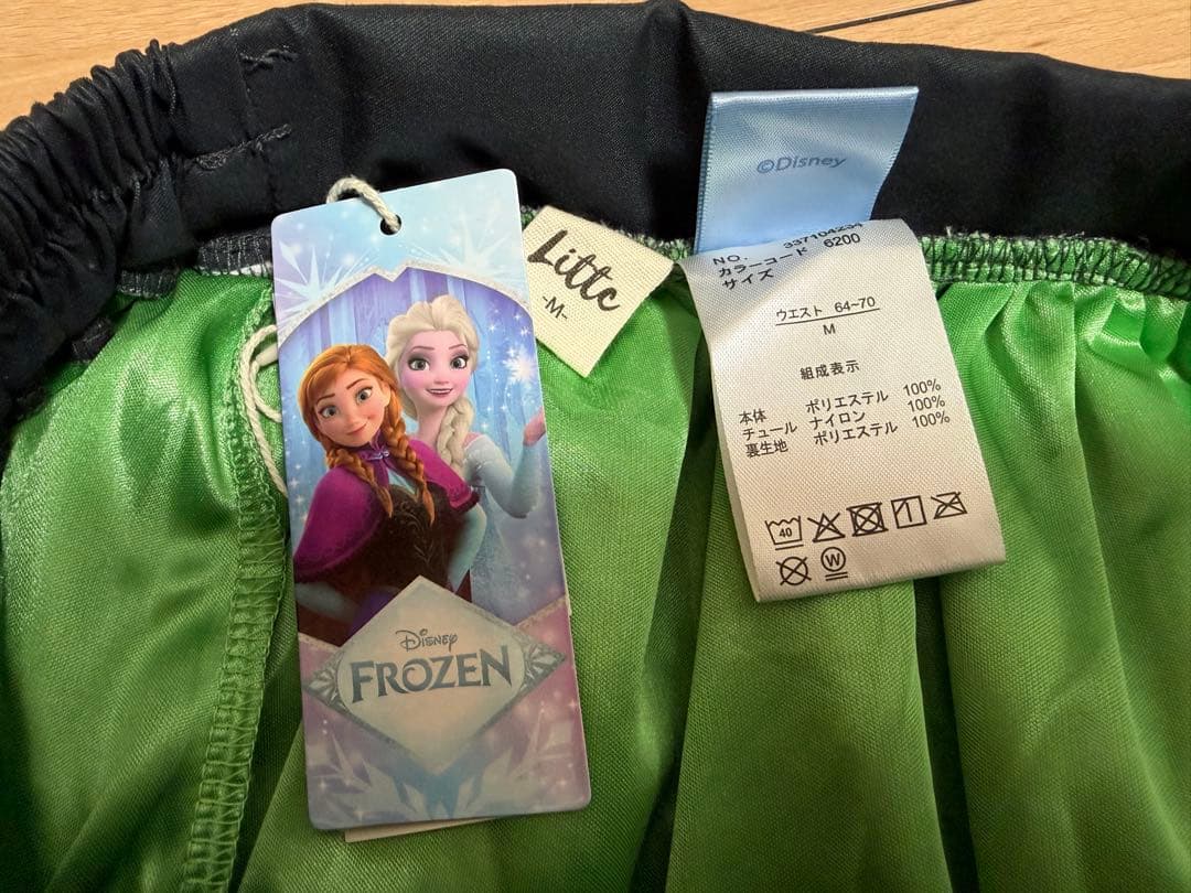 アナと雪の女王　エルサ　アナ　モチーフチュールスカート