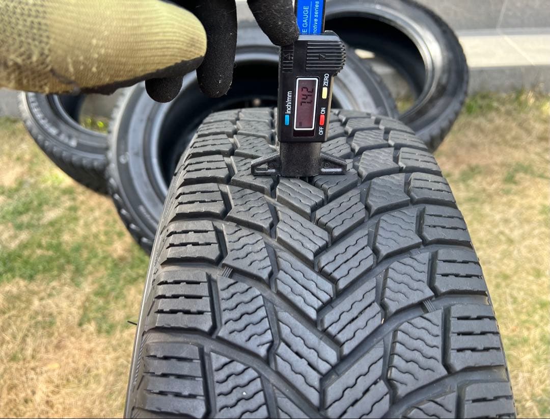 美品◆2023年◆バリ山195/60R16ミシュランX-ICEスタッドレス4本②
