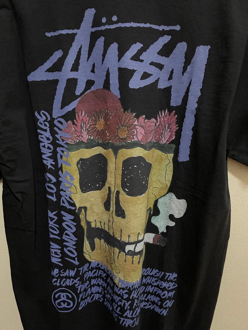 STUSSY スカル フラワー Tシャツ ブラック Smokin Skull