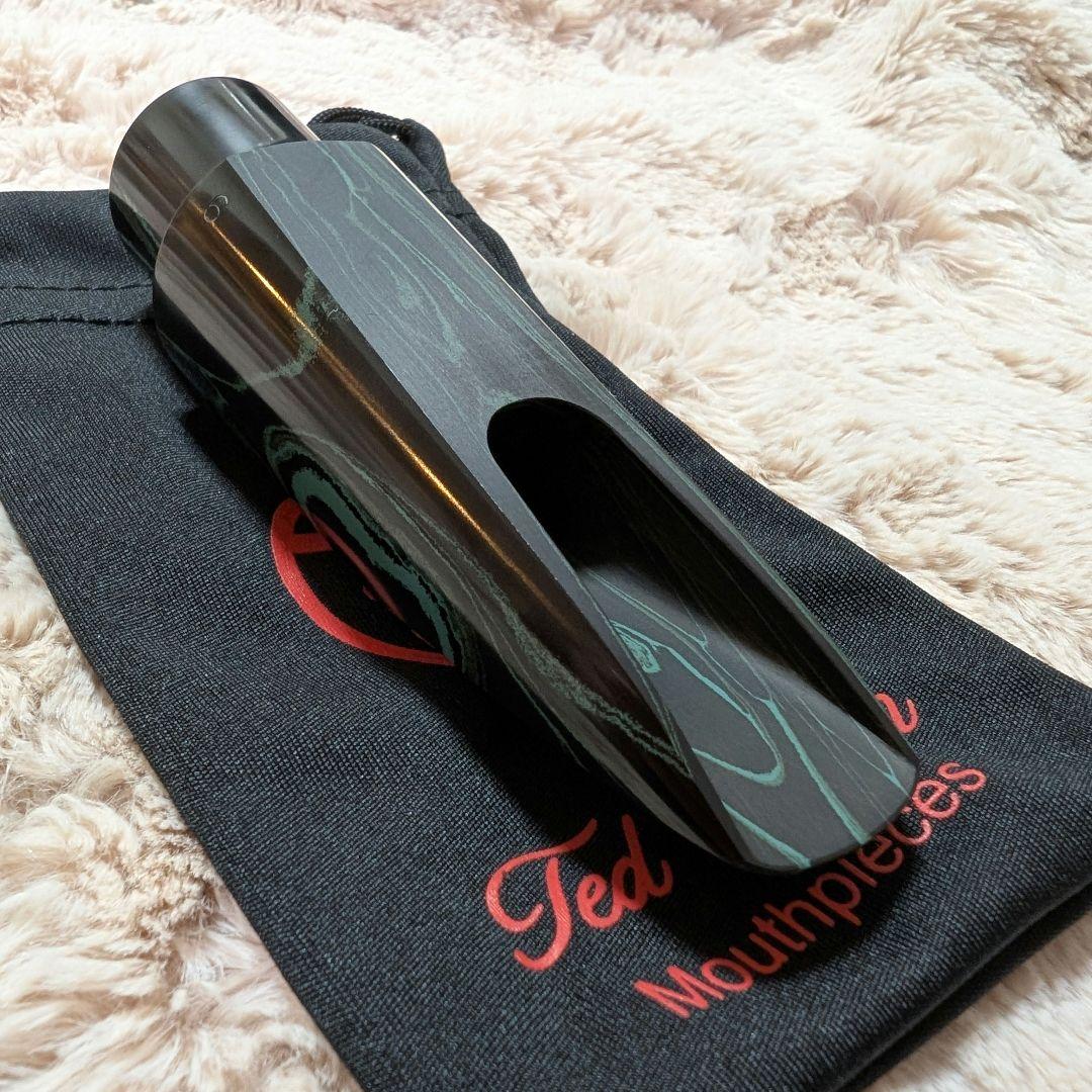 管楽器・吹奏楽器 Ted Klum Florida Model HR 9 Green Marble