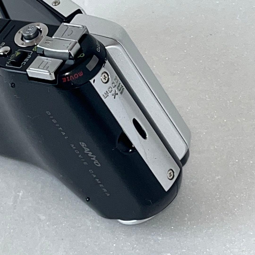 SANYOデジタルムービーカメラXacti DMX-CG65シルバー⭐️実働美品