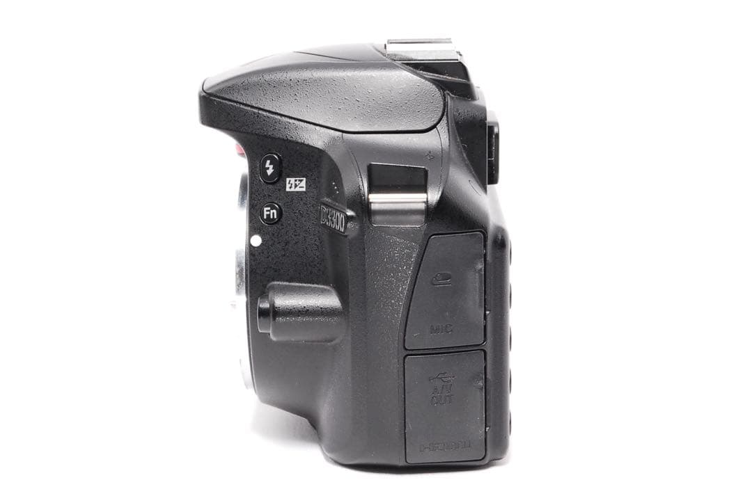 ショット数少なめ◆Flash Air付き◆Nikon D3300◆一眼レフカメラ
