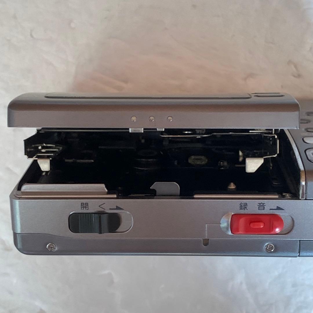 ジャンク ソニー SONY MZ-R3 MDウォークマン 壊れています