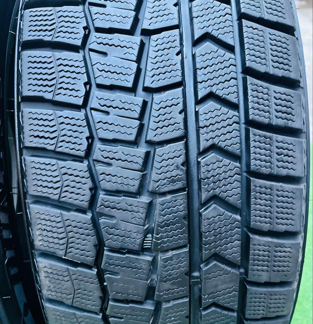 215/55 R17 DUNLOP WINTERMAXXスタッドレスタイヤ