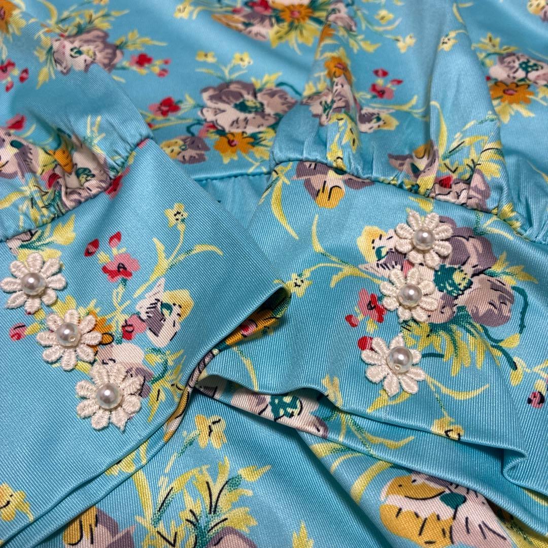 スーパービューティー☆44☆新品タグ付きレース使いの花柄ワンピース