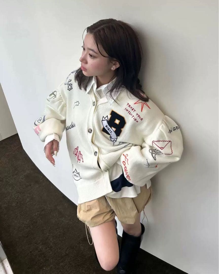 タグ付き新品 bibiy B. UNIVERSE CARDIGAN ホワイト