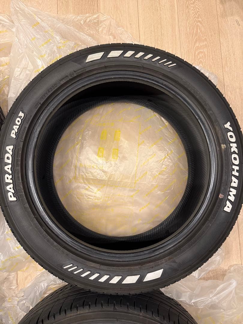 長*友様 YOKOHAMA PARADA 225/50R18 ホワイトレター　2
