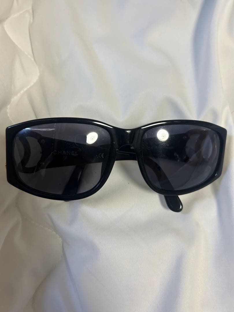 CHANEL サングラス ブラック ゴールドロゴ