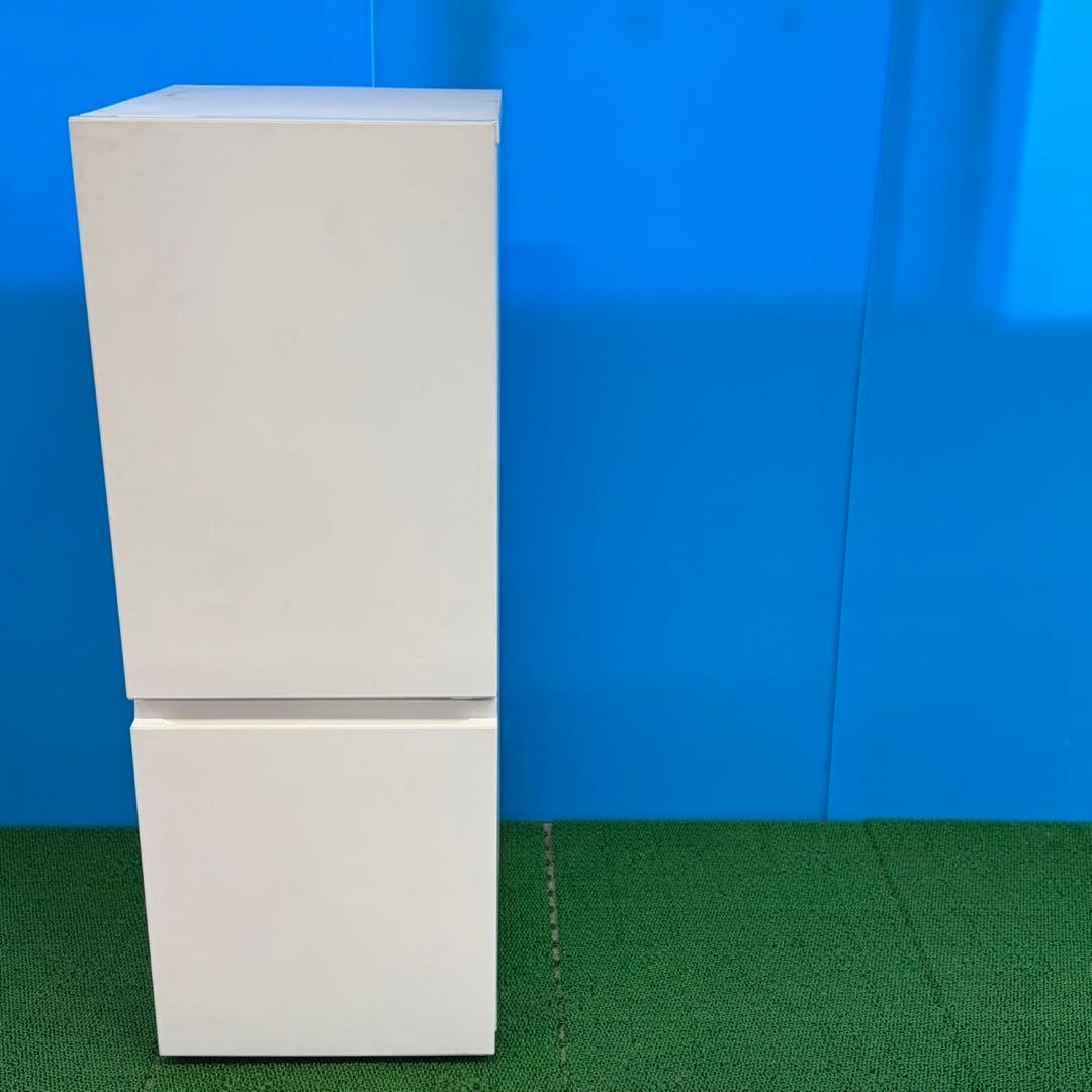 811 マッドオフホワイト　冷蔵庫　200L弱　極美品　右開き　一人暮らし　格安