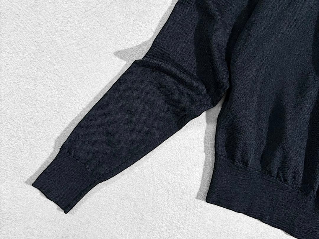 美品 JOHNSMEDLEY 上質メリノウール Vネックカーディガン 現行タグ