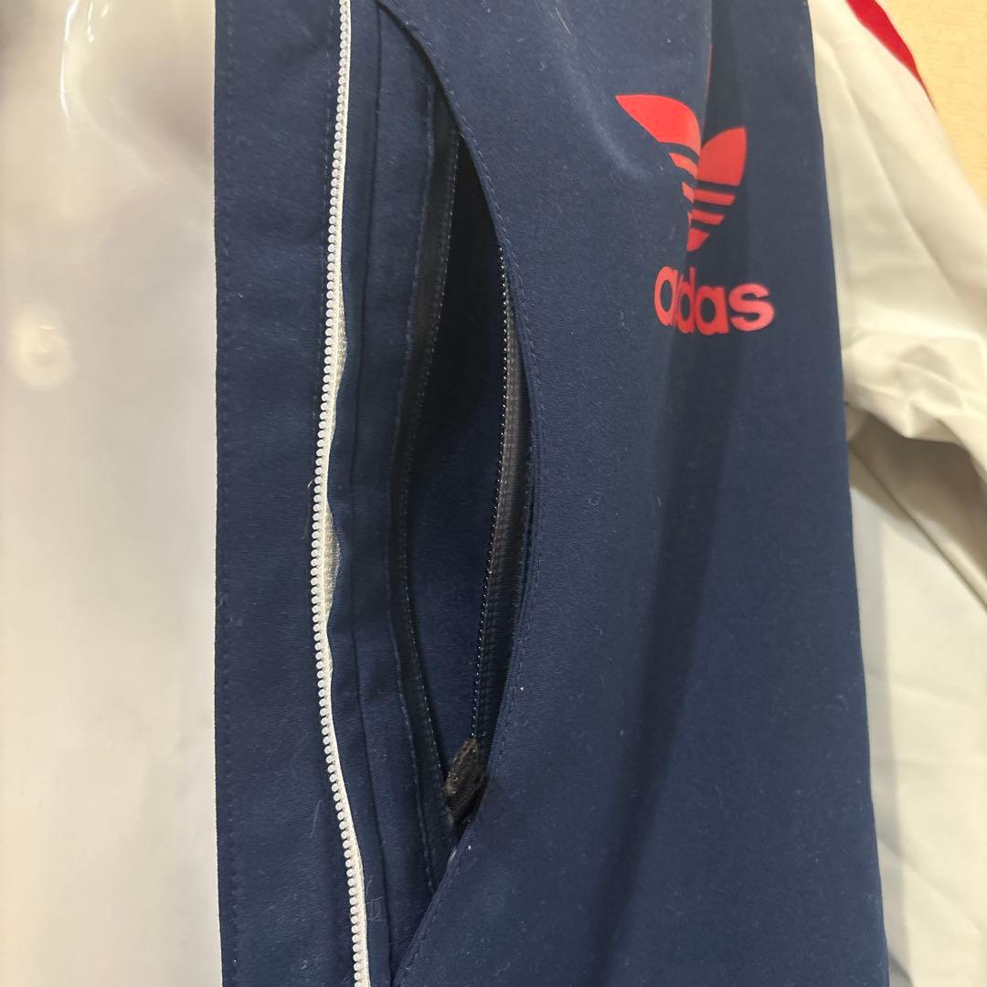 adidas スノボジャケット ネイビー/ホワイト