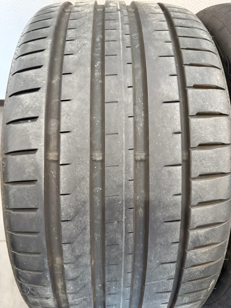 FALKEN AZENIS FK520L 275/35R19 2024年製 2本