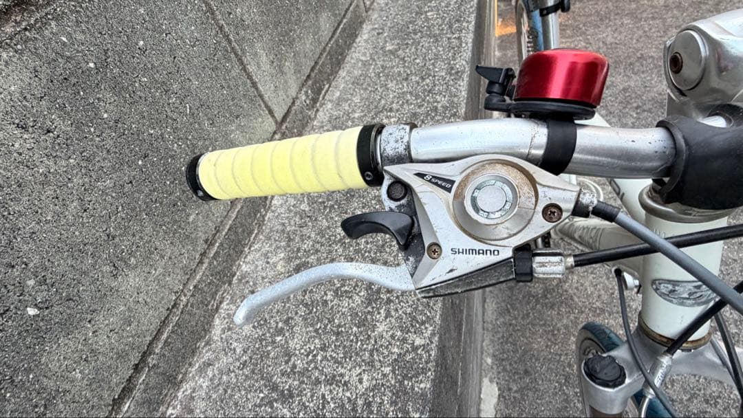 あ*す様 福岡県引き取り限定　クロスバイク ホワイト 700C アルミフレーム