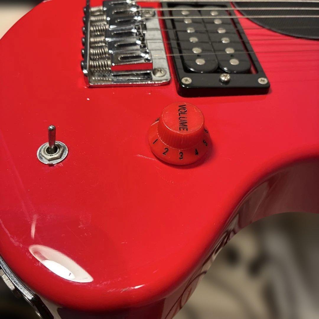 Fernandes zo-3赤