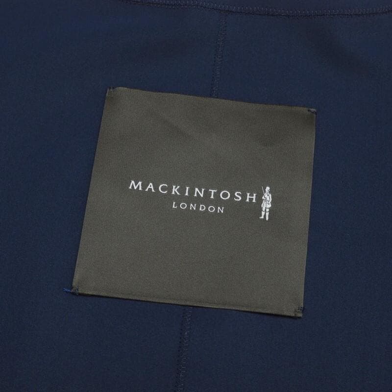マッキントッシュロンドン ノーカラーロングコート　ゴム引き　ストレッチ