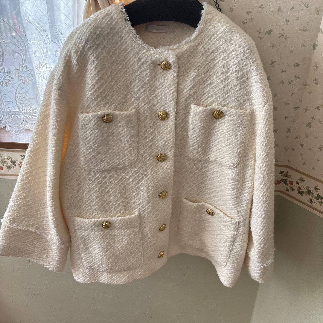 Loungedressツイードノーカラージャケット　金ボタン