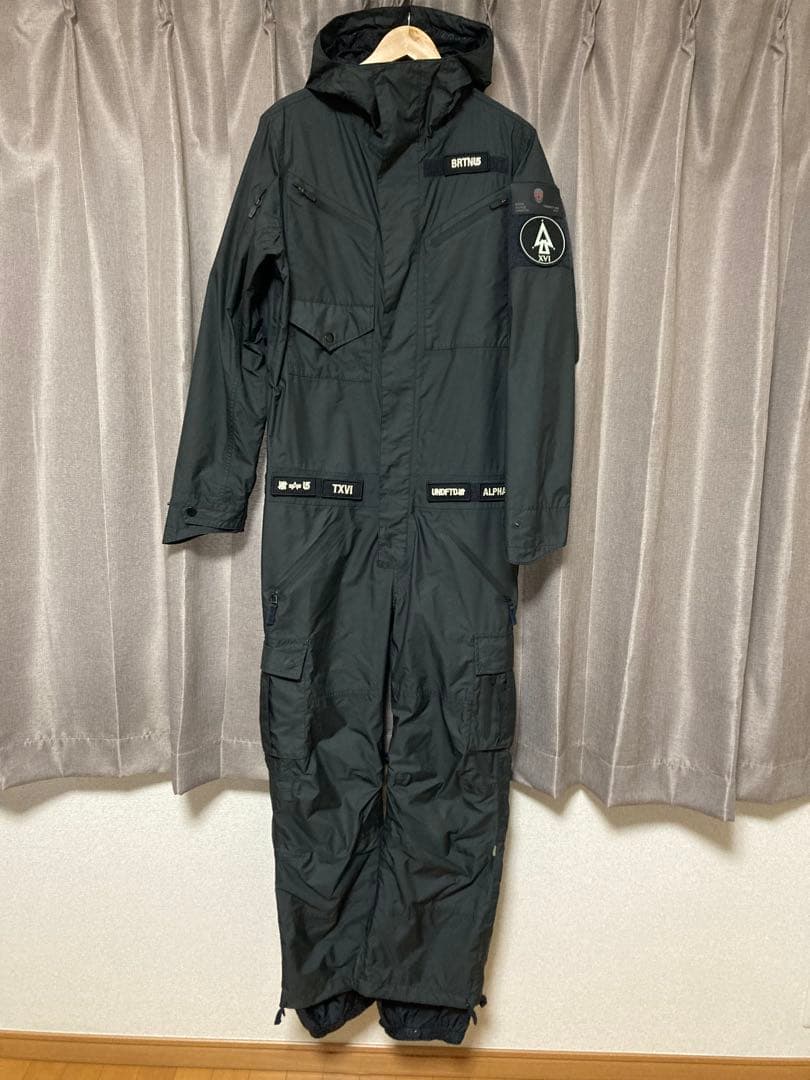 ひ*ろ様 【値下】BURTON （バートン）×UNDEFEATED × Alph