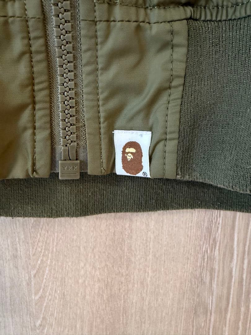 A BATHING APE フライトジャケット オリーブ