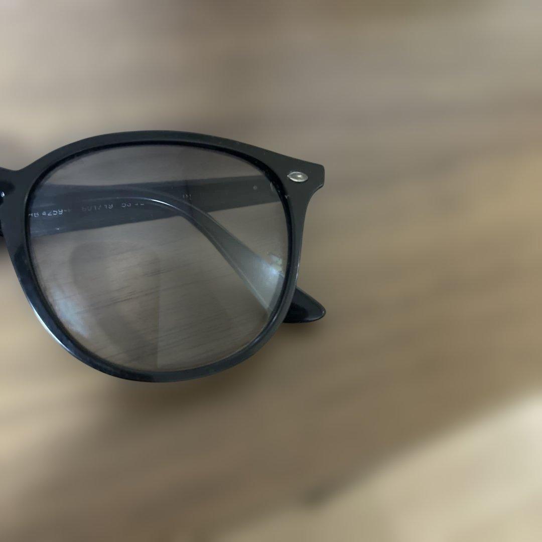 レイバン Ray-Ban サングラス RB4259F ブラック
