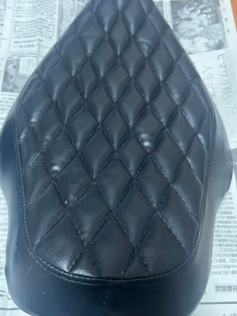 【極美品・良シルエット】スポーツスターダイヤステッチシート XL 04-15