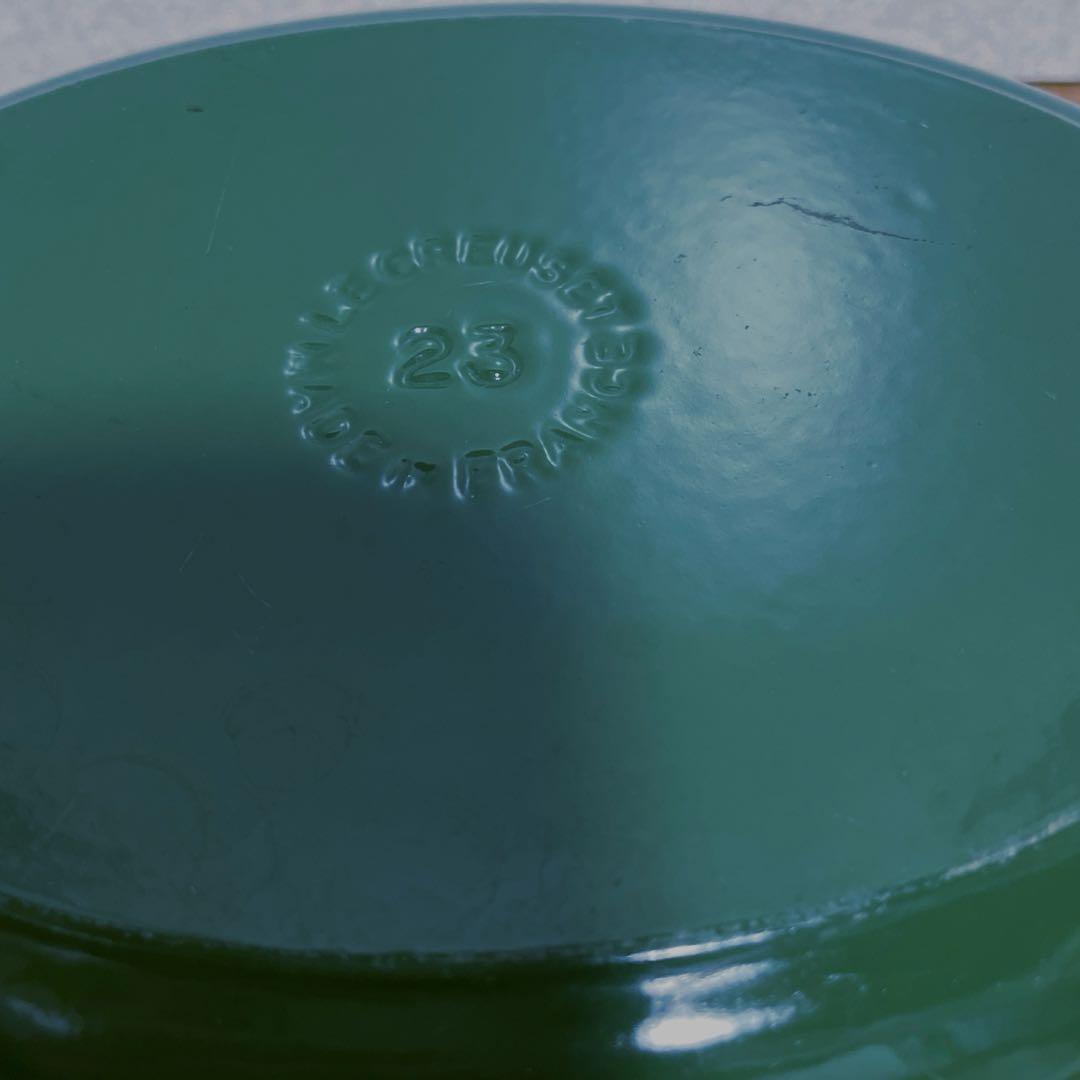 ル・クルーゼ(Le Creuset) ココット・オーバル 23cm