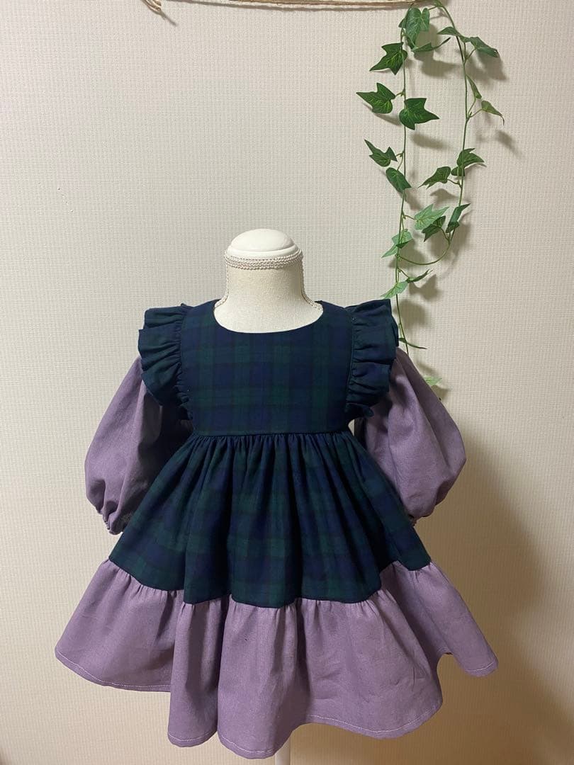 ハンドメイド　フリルウエストギャザーワンピースの85サイズ