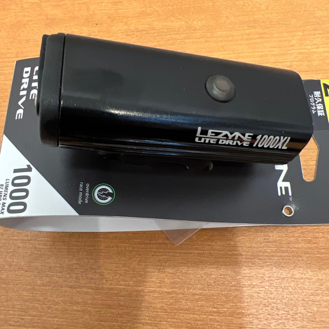 LEZYNE Lite Drive 1000 USB充電式ライト