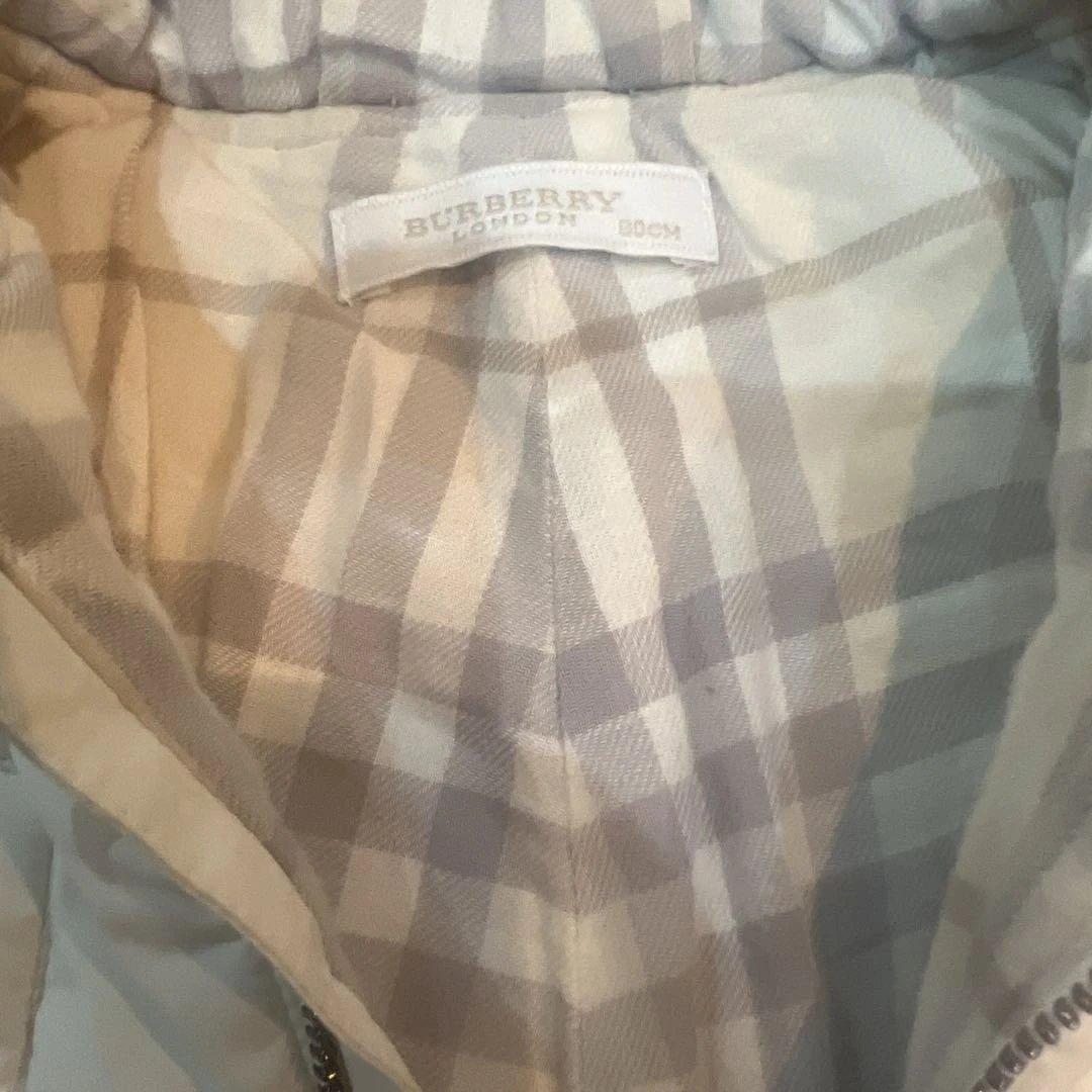 Burberry フード付きキルティングアウター 80暖かいダウンでお買い得