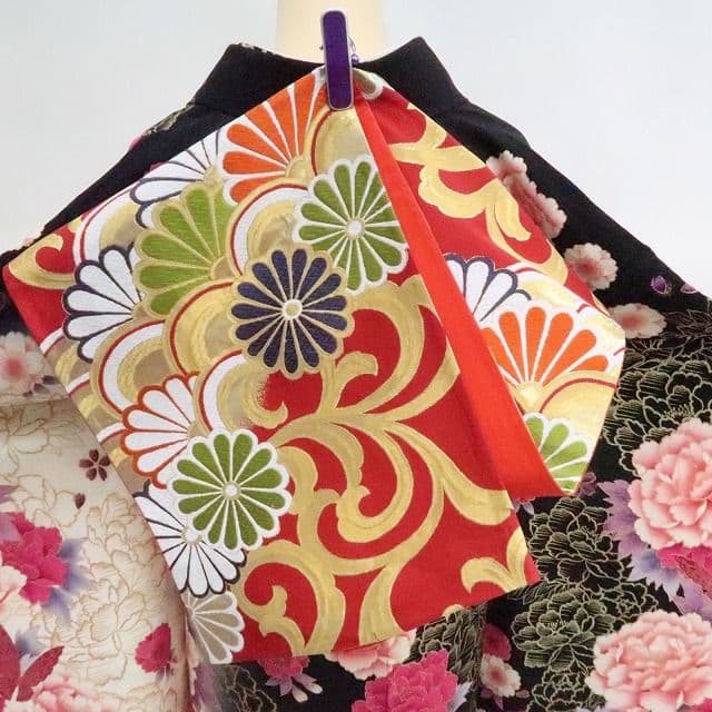 ぽよん☆☆☆✾ｍ2048＊美品 正絹 金駒刺繡 蝶 トール 振袖3点セット