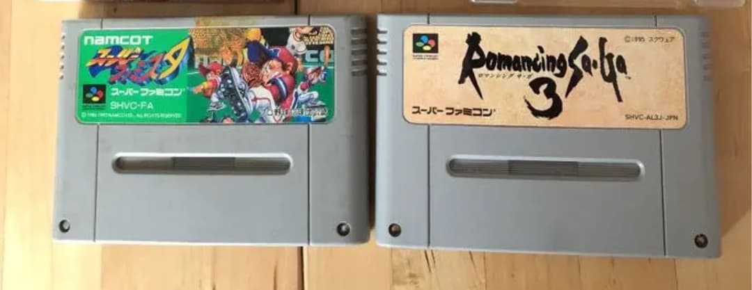 【送料込・動作確認済】スーパーファミコン　ソフト8本　予備コントローラー等