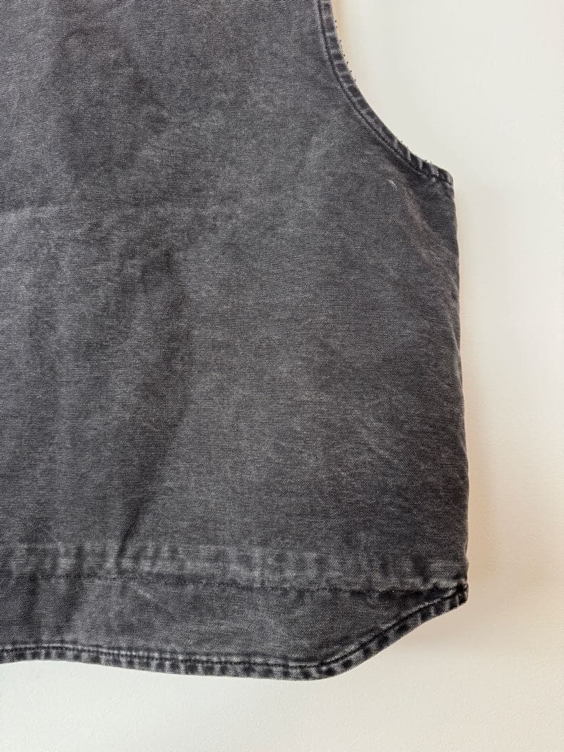 【状態良好】カーハート ダックベスト XL ブラック 鬼フェード ヴィンテージ