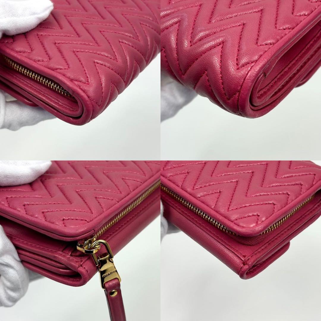 専用miu miu　２つ折り財布　マテラッセ　ピンク　付属品完備