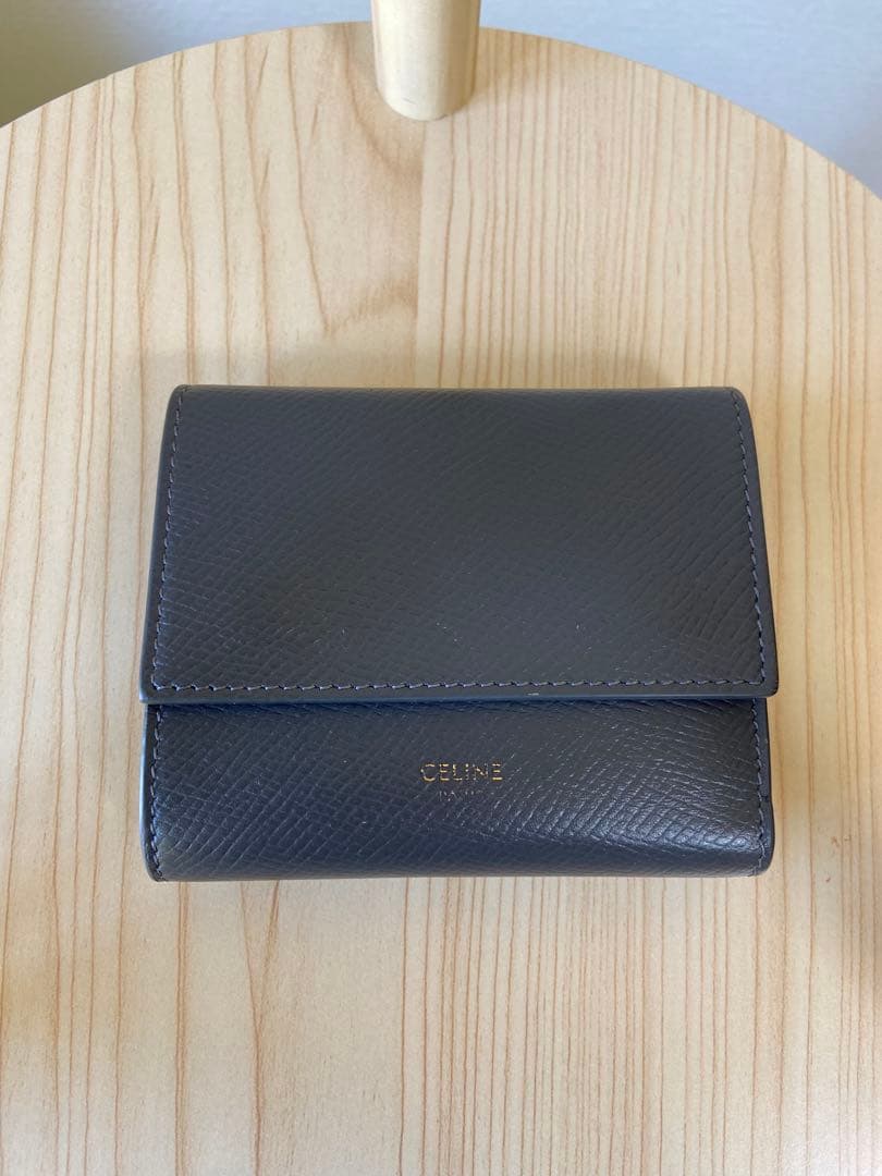 CELINE セリーヌ コンパクト スモール トリフォールド ウォレット　グレー