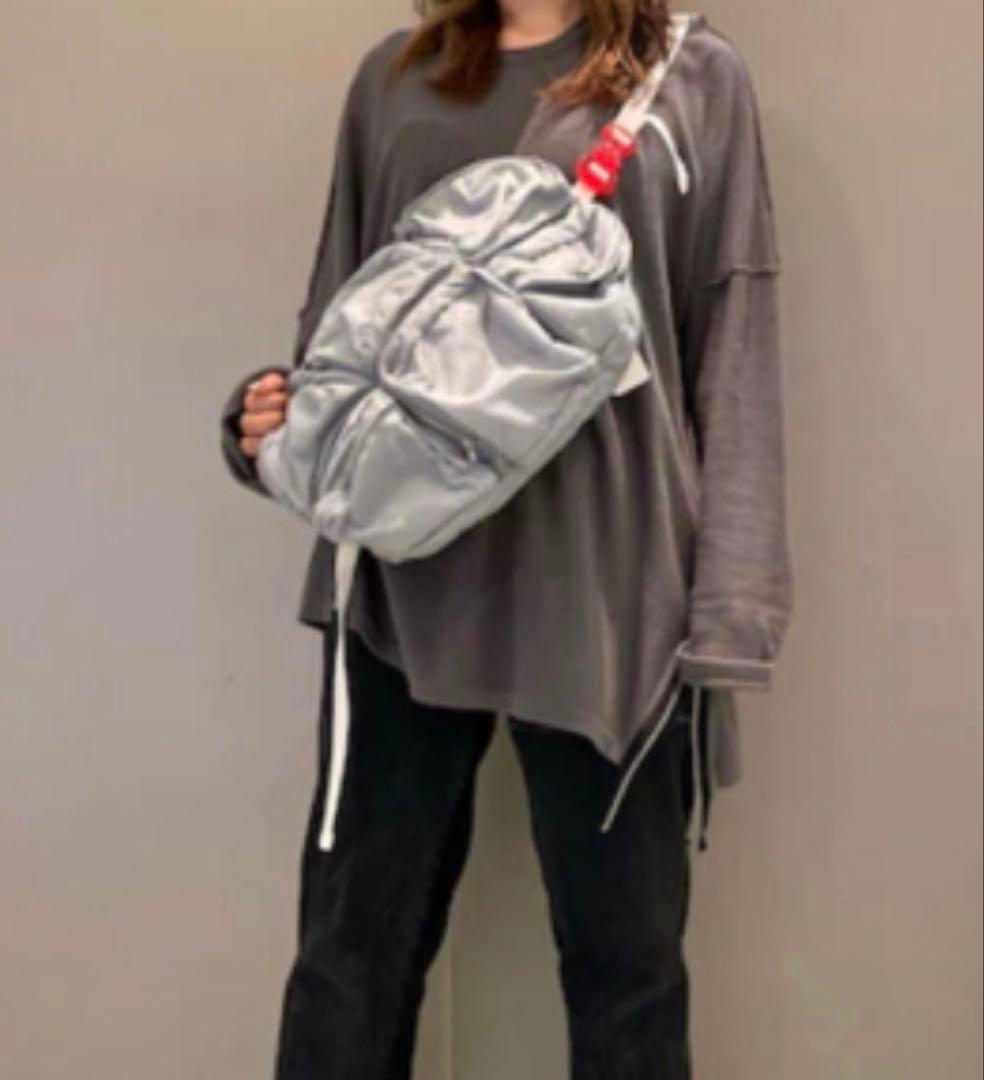 mikiosakabe ミキオサカベ　7 Pockets Body Bag