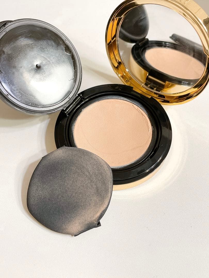 YSL サンローラン ラディアントタッチ グロウ パクト ファンデーション