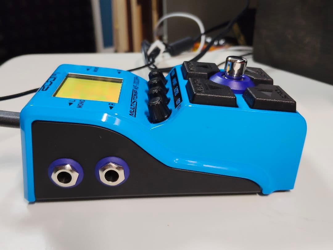 ZOOM MS-70CDR+ 空間系マルチ 美品、箱あり