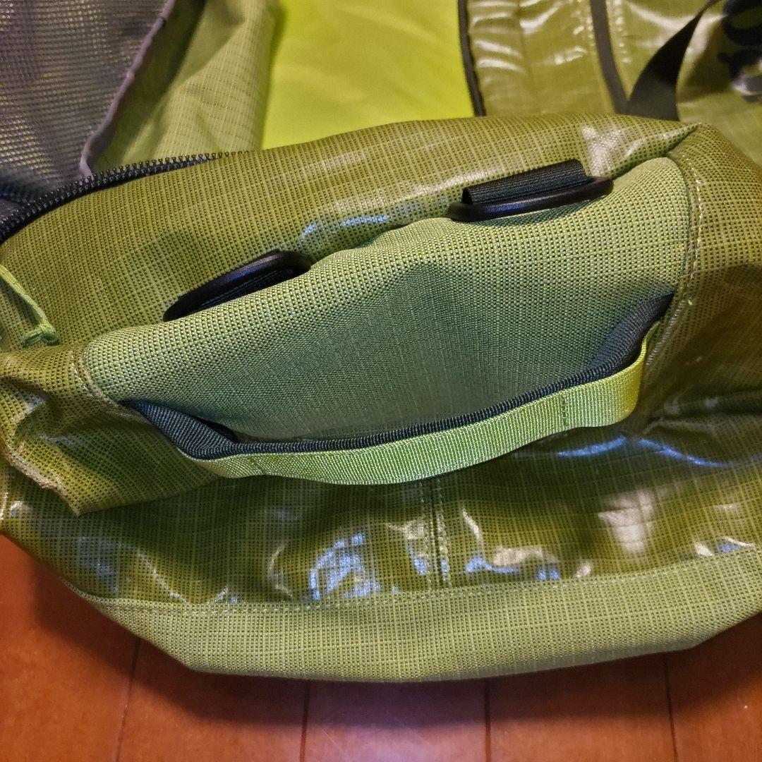K*K様 patagonia ブラックホールダッフル90L　グリーン