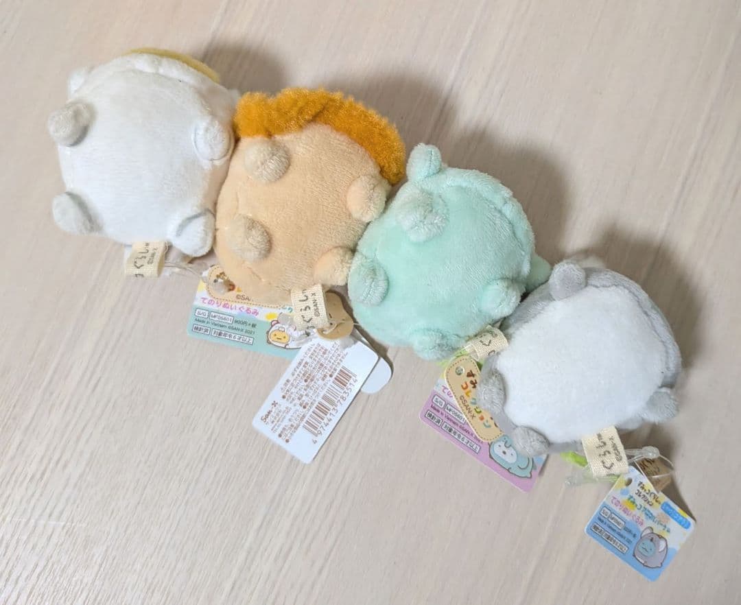 新品　すみっコぐらし　アニマルパーク　てのりぬいぐるみ　飼育　えびふらい　とかげ