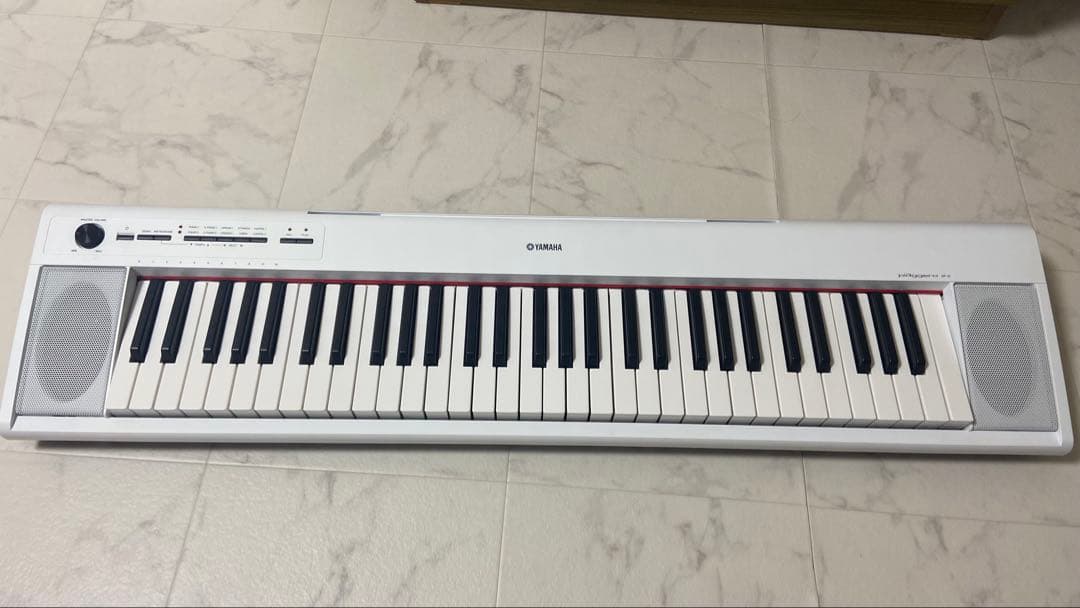 YAMAHA 電子キーボードpiaggero ホワイト NP-12