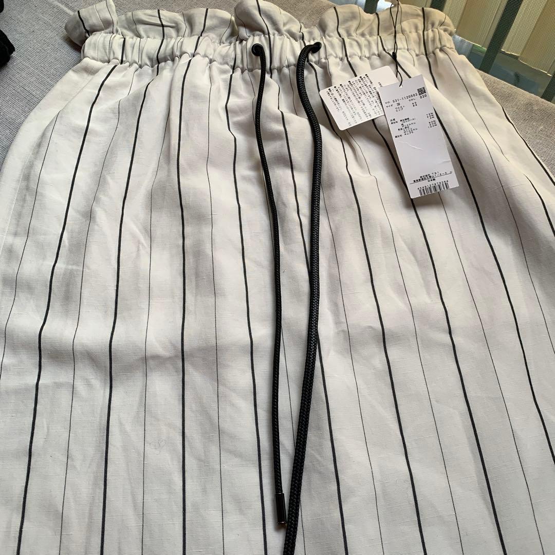 ☆新品☆　アドーア　ユーカリストライプスカート¥39600‼️