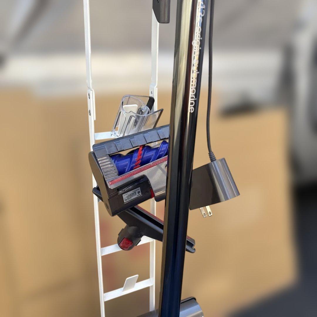r*1様 Dyson SV49 コードレスクリーナー Submarine 中古動