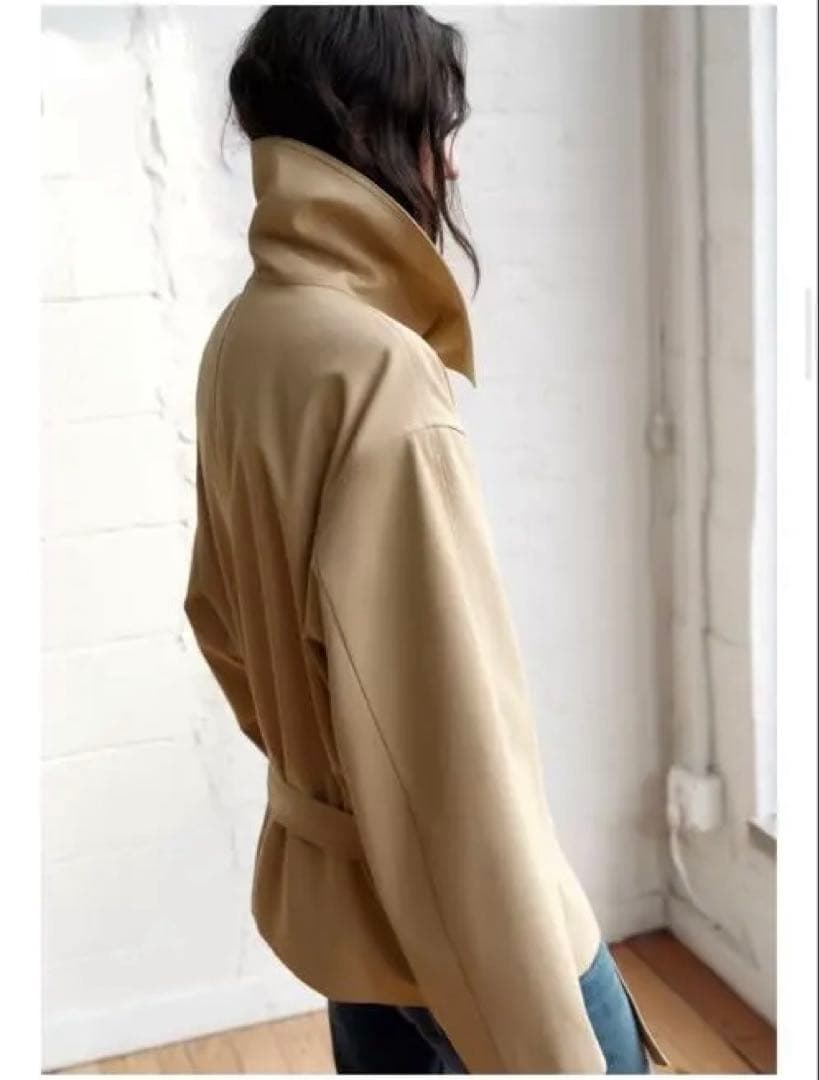 完売品⭐︎新品⭐︎タグ付ZARAショートトレンチコートM-Lライトゴールデンブラウン