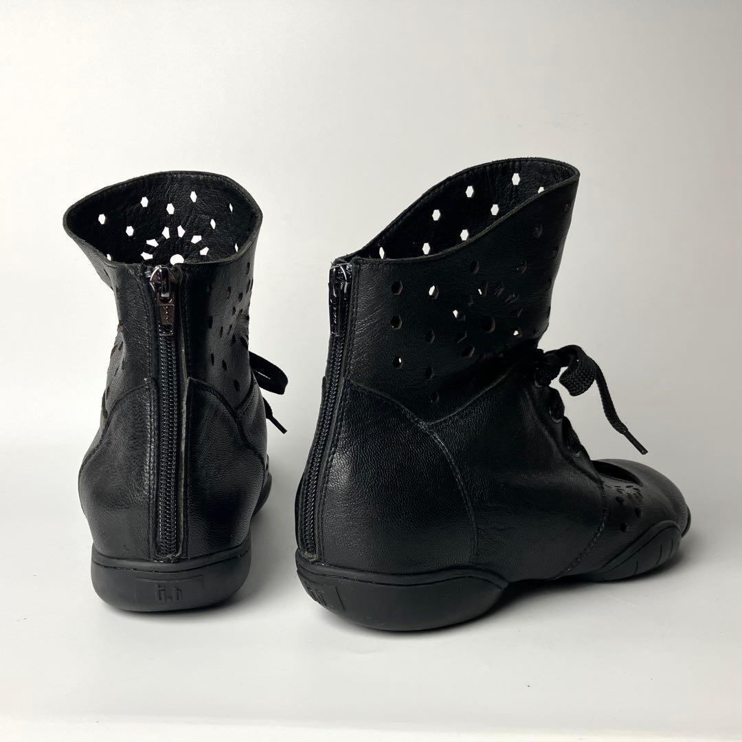 【未使用】SENSO UNICO t.b カットワーク　ショートブーツ　花柄　黒