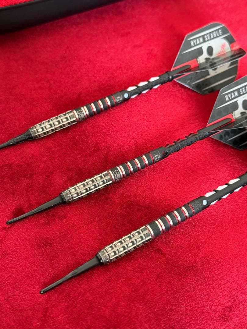 ハローズ ライアンサール選手モデル ダーツ 20g ケース.シャフトフライト付き
