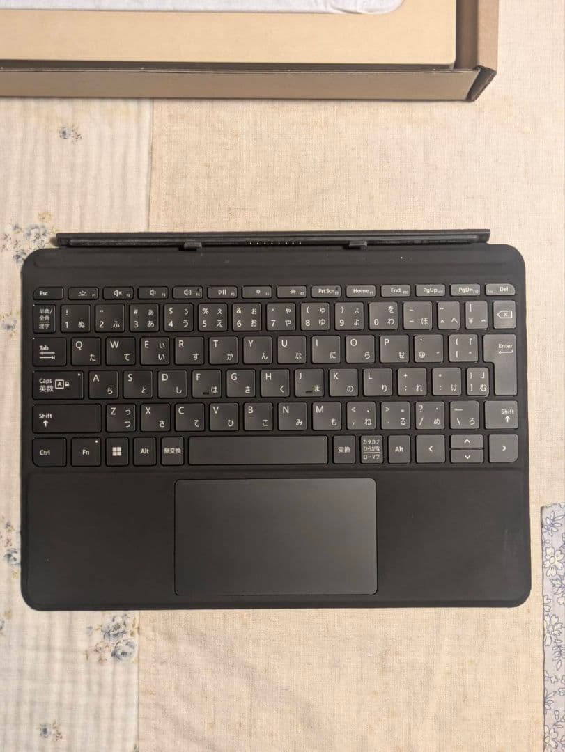 未使用Surface Go 3 Core i3 8GB 128GBタイプカバー付