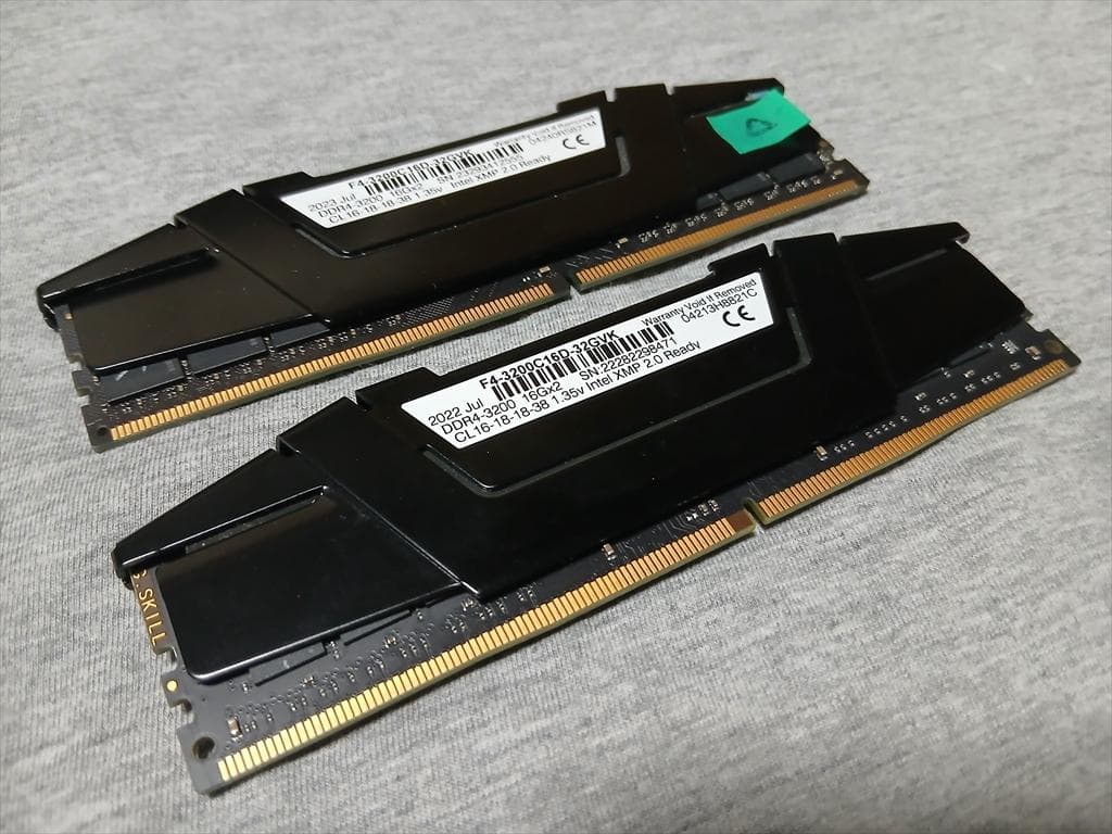 G.Skill DDR4-3200 16G×２ 32G 起動するもジャンク扱