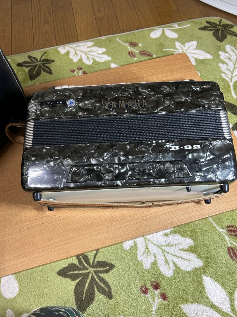 YAMAHA アコーディオン B-32 ブラックマーブル