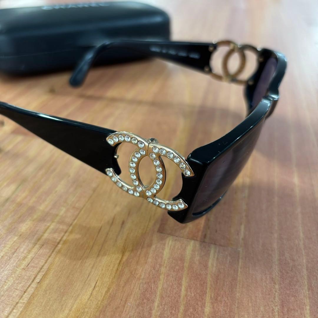 CHANEL サングラス 02461 94305 ケース付き シャネル E32