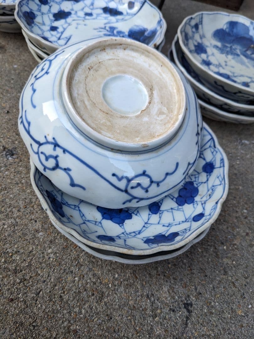 伊万里焼　小皿　木箱付き　(⁠✿⁠^⁠‿⁠^⁠)